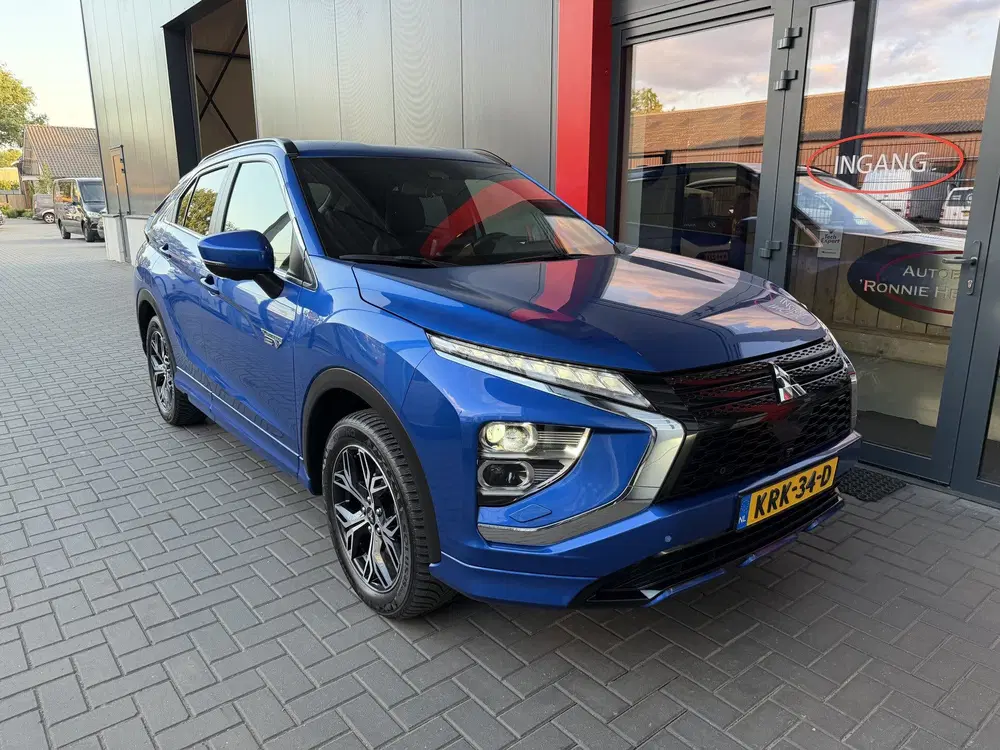 Mitsubishi Eclipse Cross 2.4 PHEV Black Edition HUD Leder AC uit 2023, foto 9
