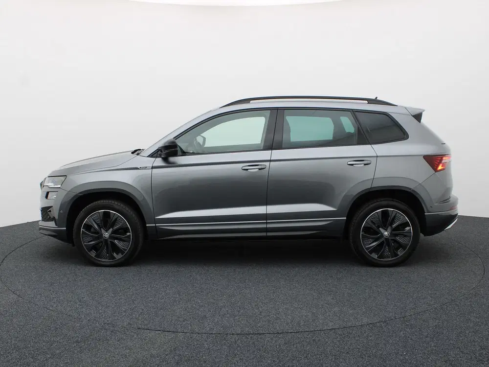 Skoda Karoq 1.5 TSI ACT Sportline Business uit 2024, foto 3
