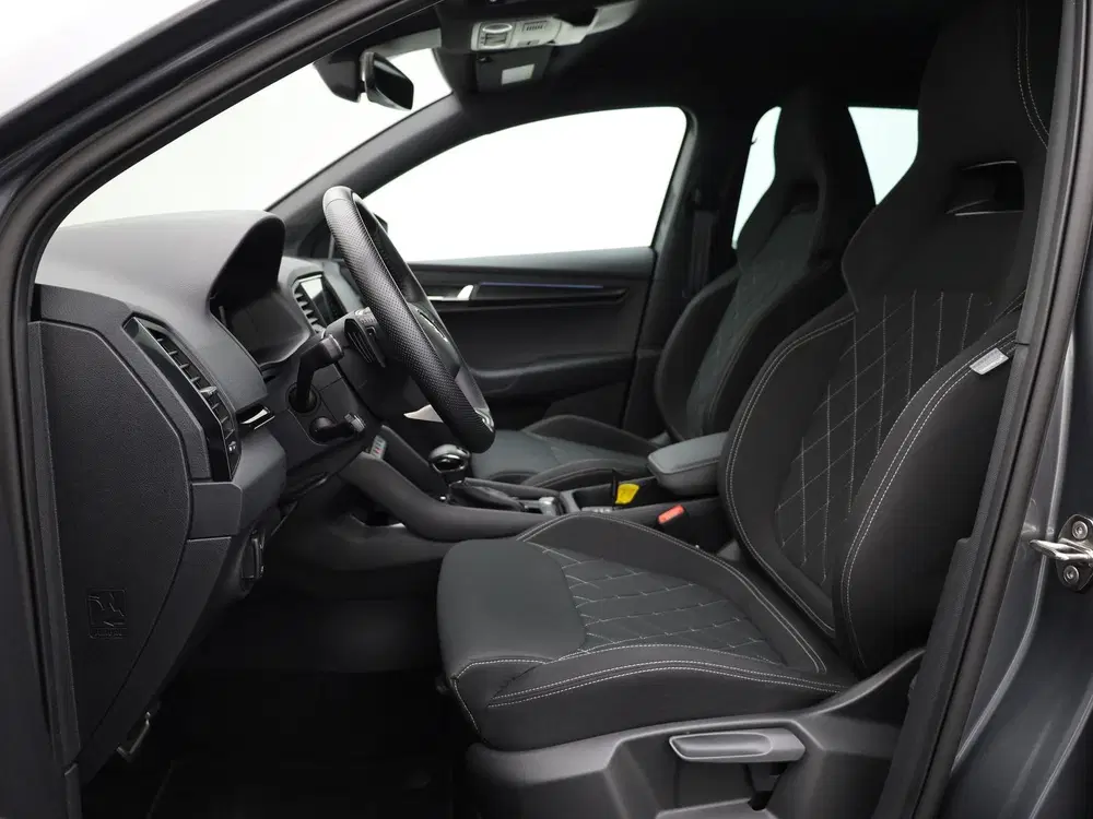 Skoda Karoq 1.5 TSI ACT Sportline Business uit 2024, foto 6