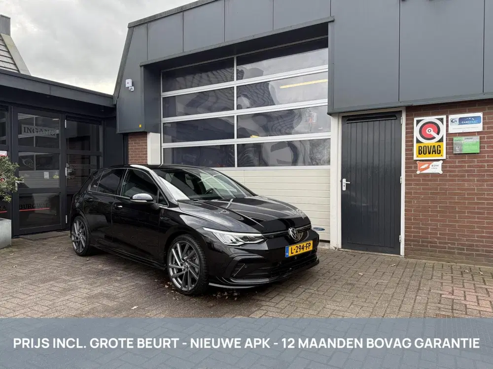 Volkswagen Golf 1.5 eTSI R-Line ACC uit 2021