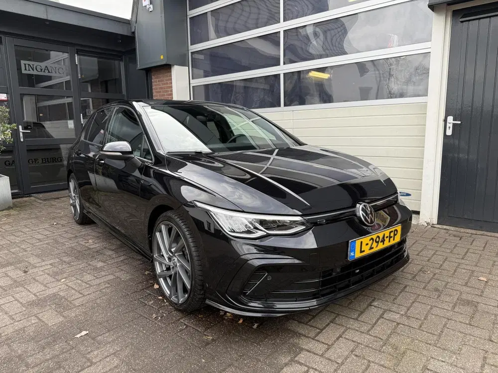 Volkswagen Golf 1.5 eTSI R-Line ACC uit 2021, foto 6