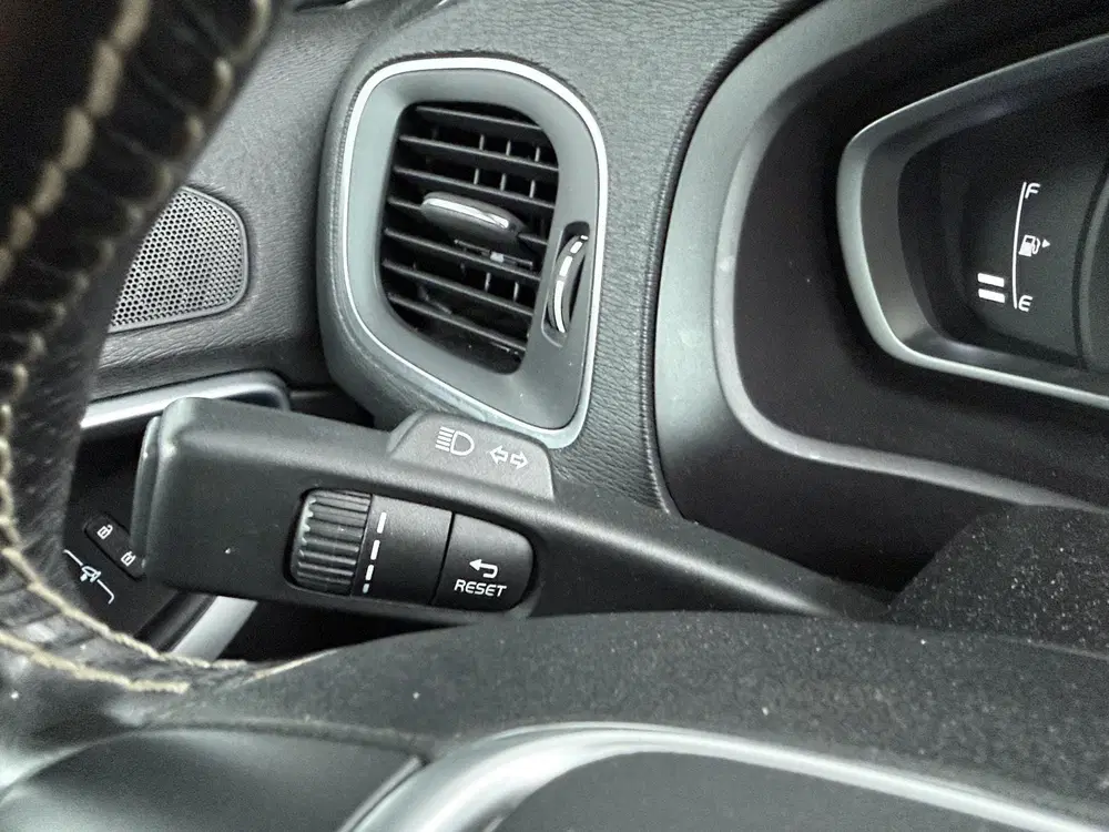 Volvo V40 1.5 T3 Polar+ Sport Automaat ACC uit 2019, foto 13