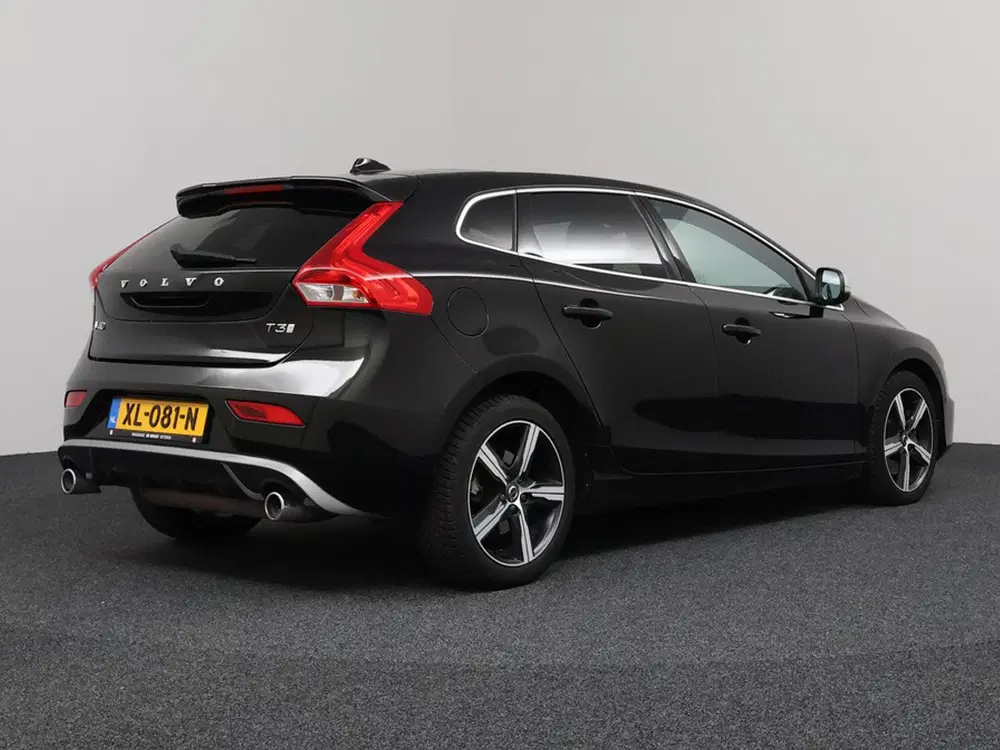 Volvo V40 1.5 T3 Polar+ Sport Automaat ACC uit 2019, foto 2