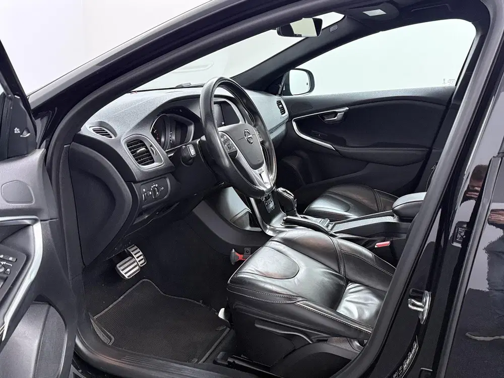 Volvo V40 1.5 T3 Polar+ Sport Automaat ACC uit 2019, foto 6