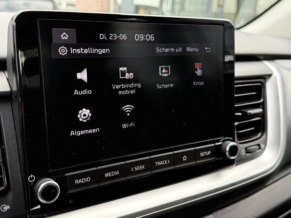 Kia Stonic 1.0 T-GDi MHEV DynamicLine uit 2023, foto 10