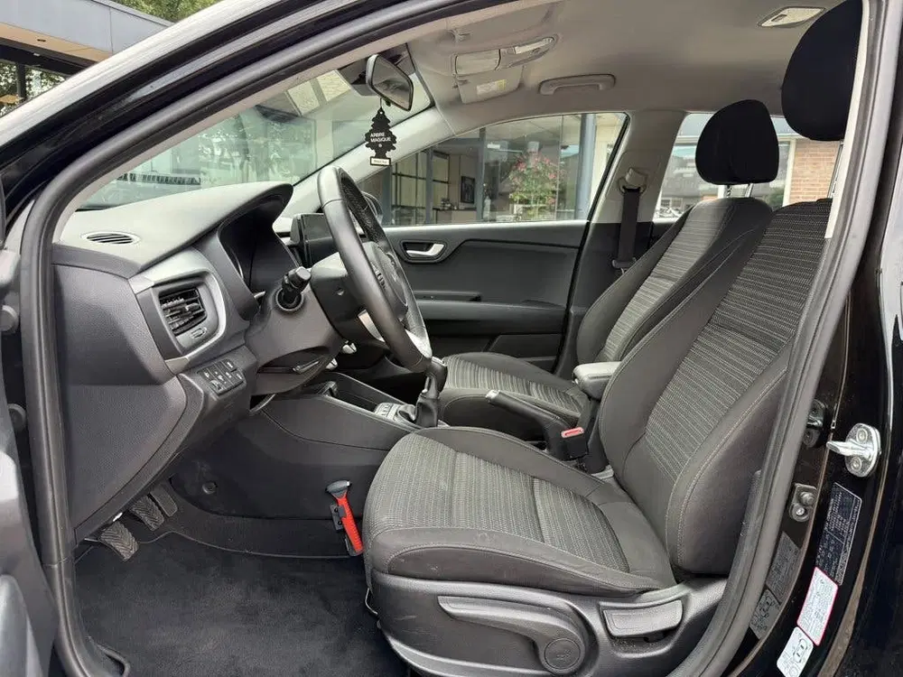Kia Stonic 1.0 T-GDi MHEV DynamicLine uit 2023, foto 13