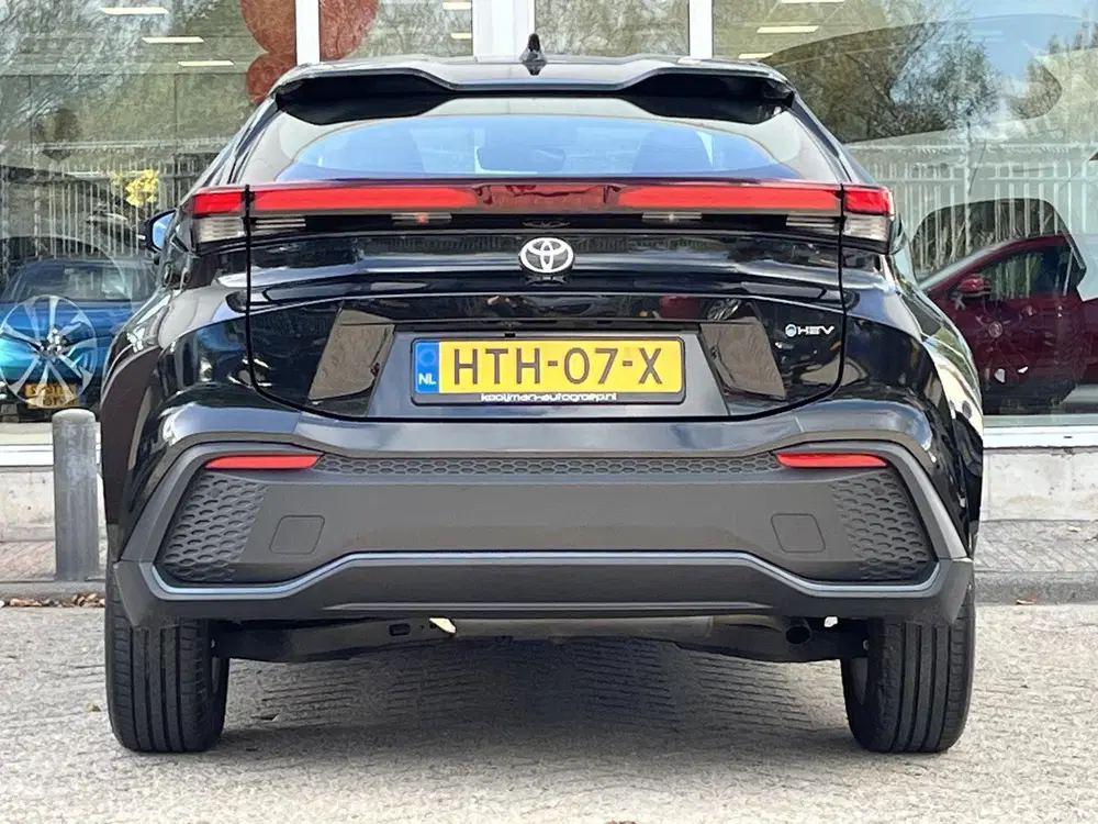 Toyota C-HR 1.8 Hybrid 140 Active uit 2025, foto 4