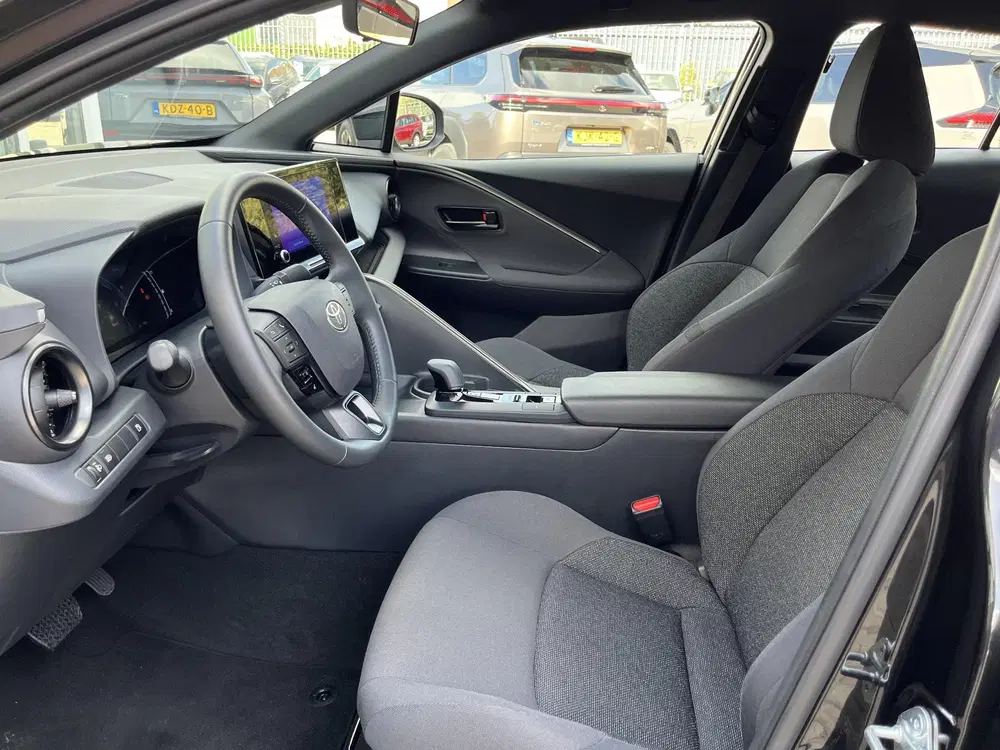 Toyota C-HR 1.8 Hybrid 140 Active uit 2025, foto 5
