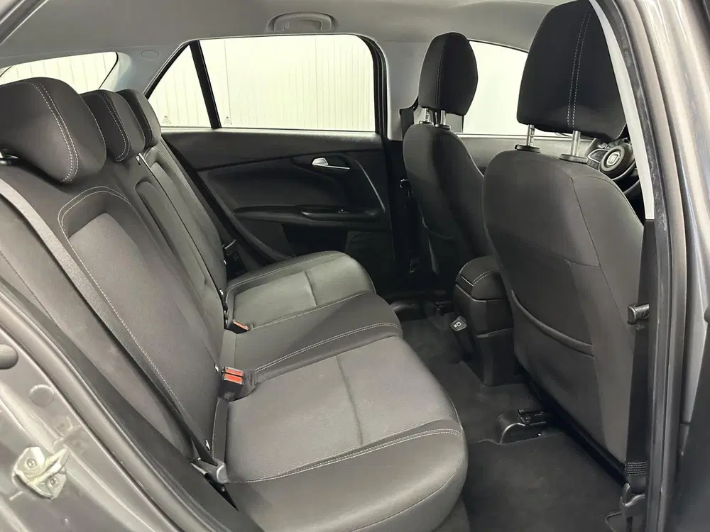 Fiat Tipo 1.0 Life CRUISE CLIMA LM NAVI CARPLAY uit 2021, foto 13