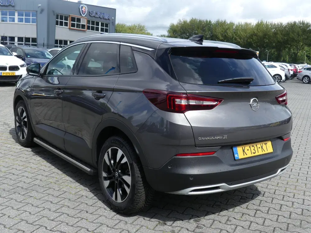 Opel Grandland 1.2 Turbo EAT-8 Business Executive Ultimat uit 2021, foto 4