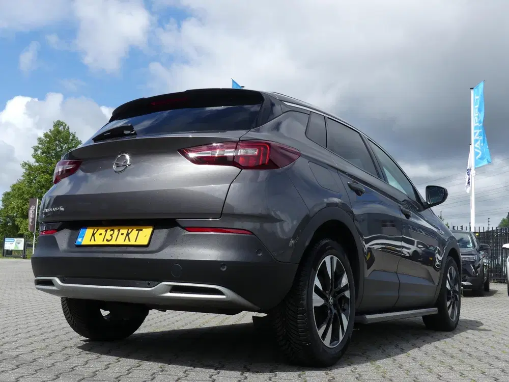 Opel Grandland 1.2 Turbo EAT-8 Business Executive Ultimat uit 2021, foto 5