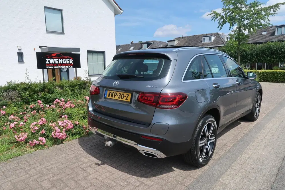 Mercedes-Benz GLC Mercedes GLC-klasse 300e 4MATIC PANORAMADA uit 2020, foto 6