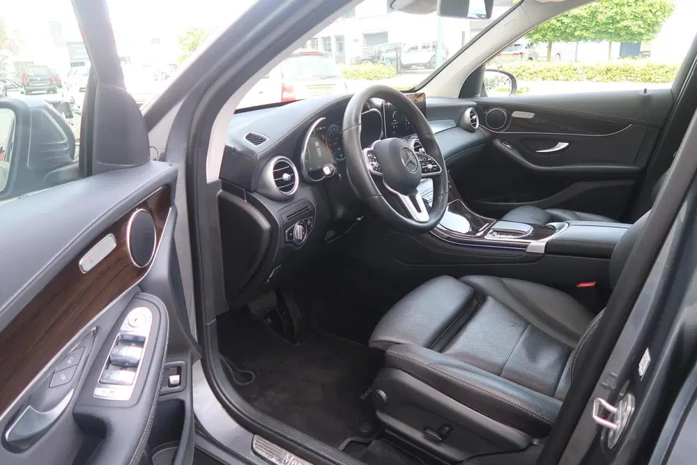 Mercedes-Benz GLC Mercedes GLC-klasse 300e 4MATIC PANORAMADA uit 2020, foto 7
