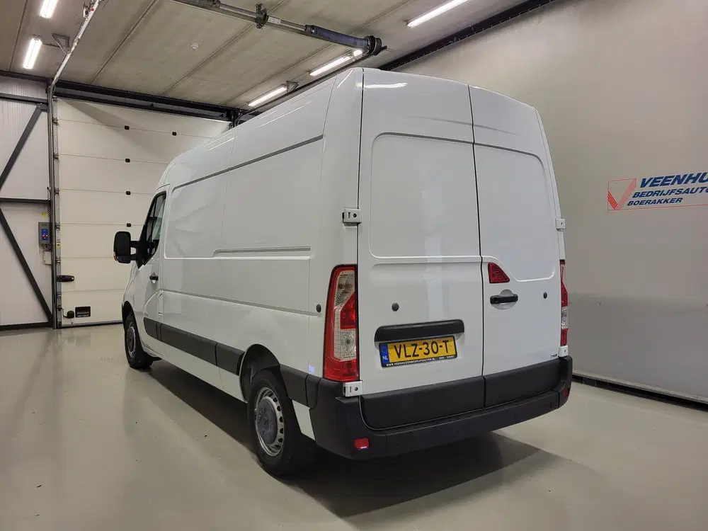 Opel Movano 2.3CDTI 136pk L2 uit 2021, foto 15