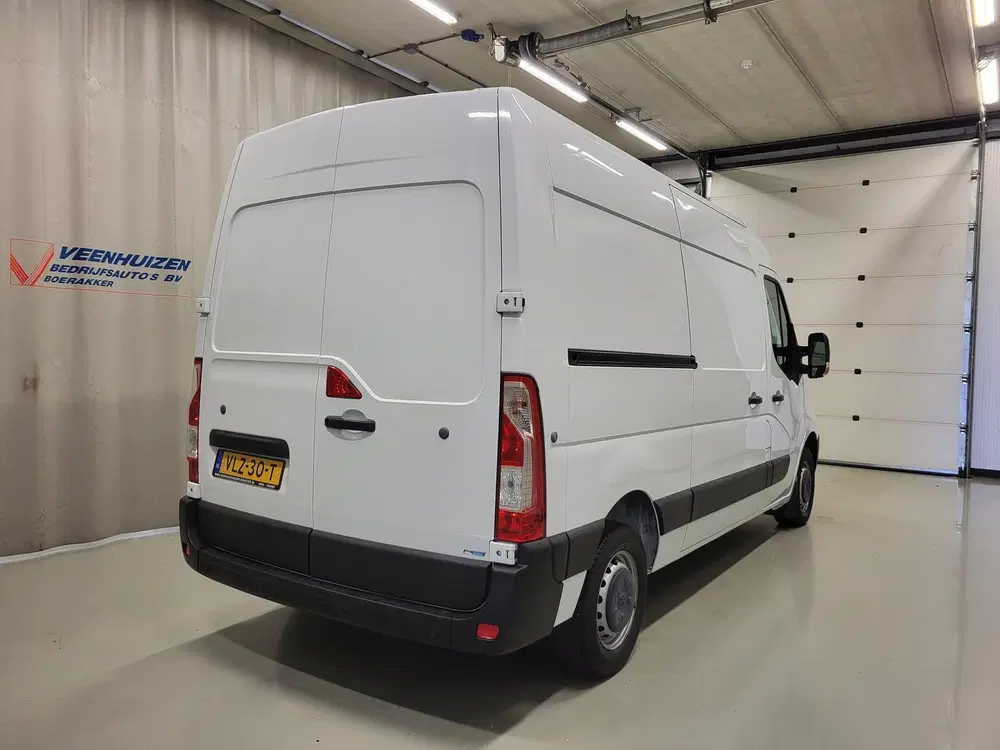 Opel Movano 2.3CDTI 136pk L2 uit 2021, foto 3