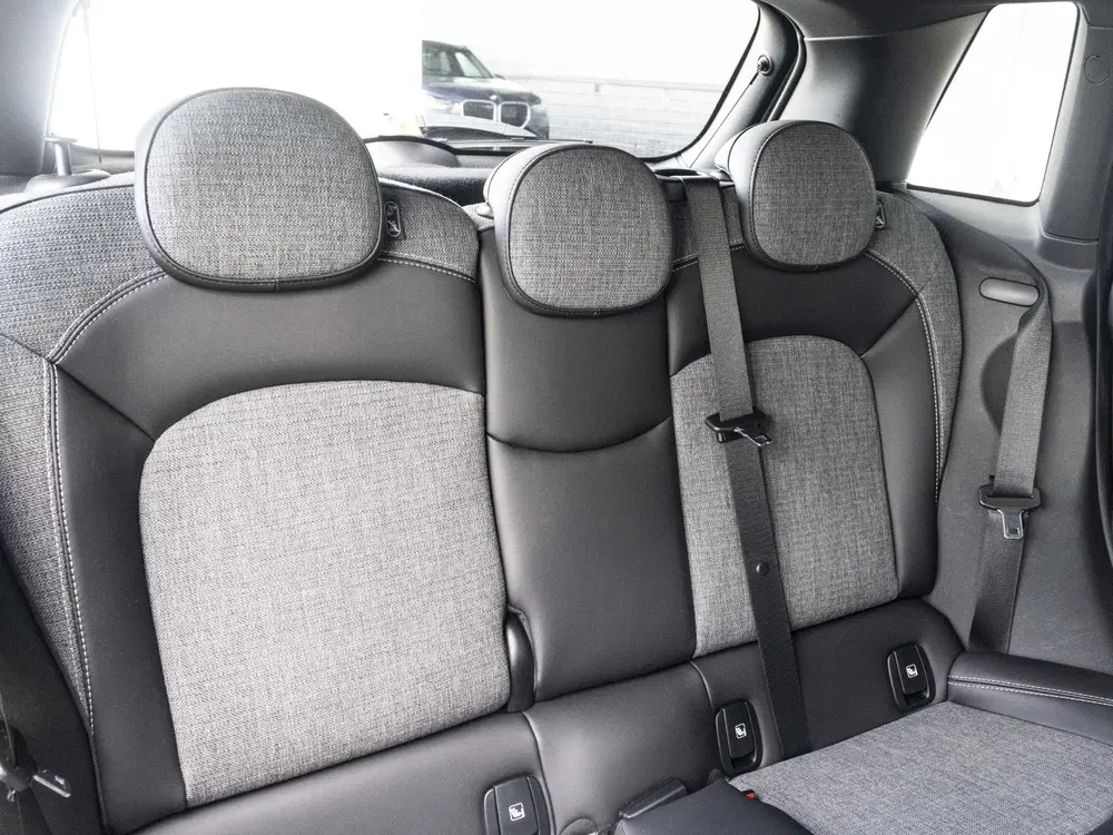 Mini One One Business Edition uit 2021, foto 11