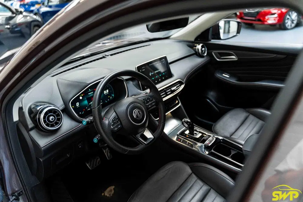 MG HS EHS 1.5 Luxury MHEV uit 2024, foto 3