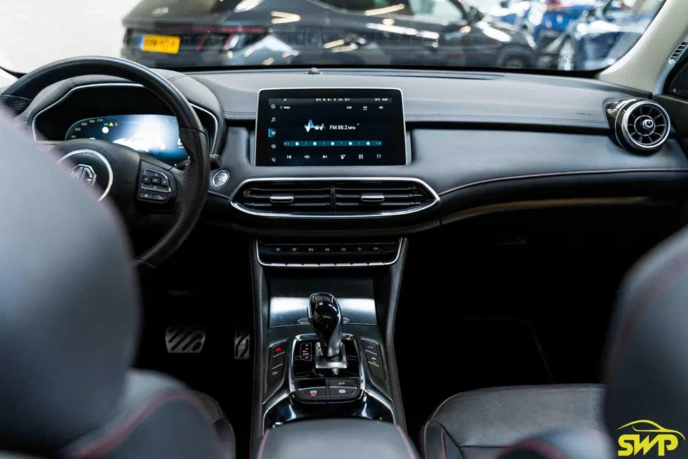 MG HS EHS 1.5 Luxury MHEV uit 2024, foto 7