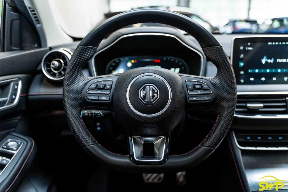 MG HS EHS 1.5 Luxury MHEV uit 2024, foto 8