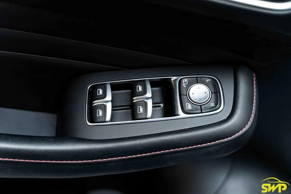 MG HS EHS 1.5 Luxury MHEV uit 2024, foto 9