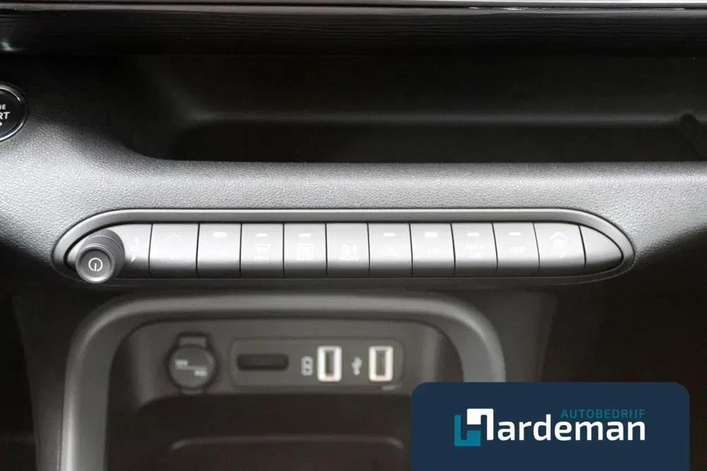 Jeep Avenger 1.2 Altitude Winterpack Carplay JBL Navi uit 2024, foto 13