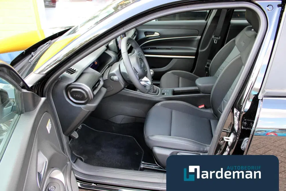 Jeep Avenger 1.2 Altitude Winterpack Carplay JBL Navi uit 2024, foto 7