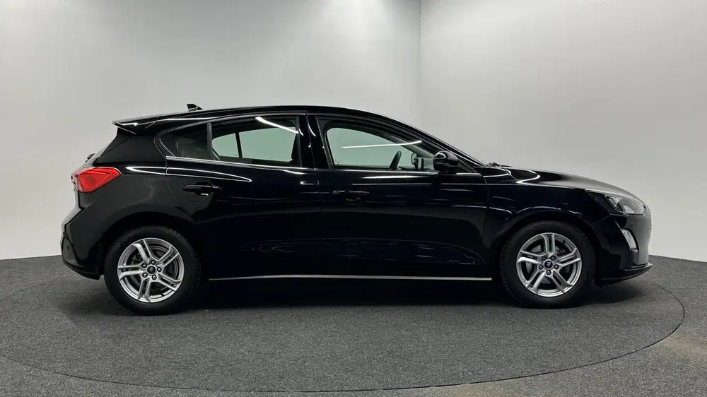 Ford Focus 1.0 EcoBoost Hybrid Trend Edition Business uit 2022, foto 9