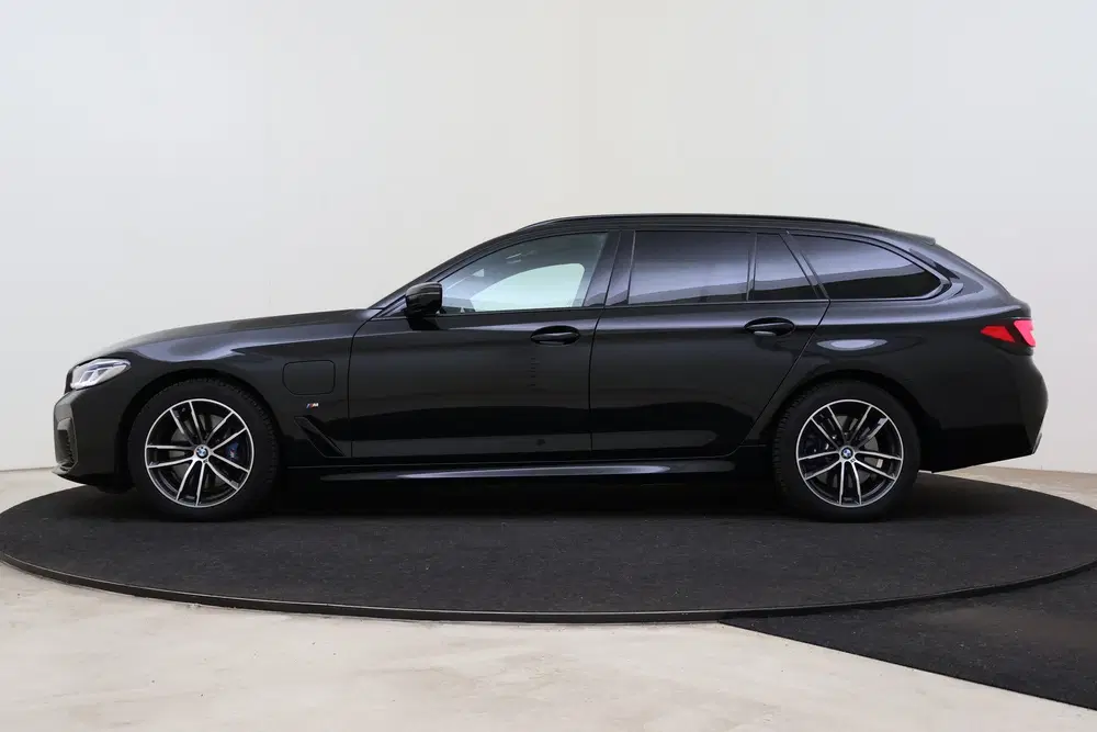 BMW 5-serie 530e M Sport Automaat uit 2021, foto 14