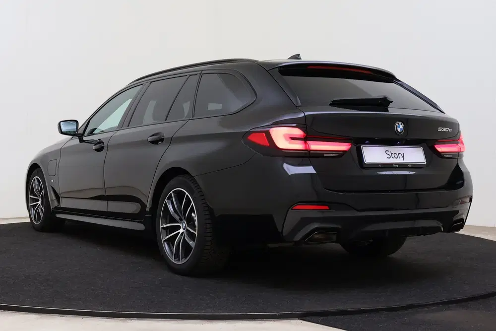 BMW 5-serie 530e M Sport Automaat uit 2021, foto 15
