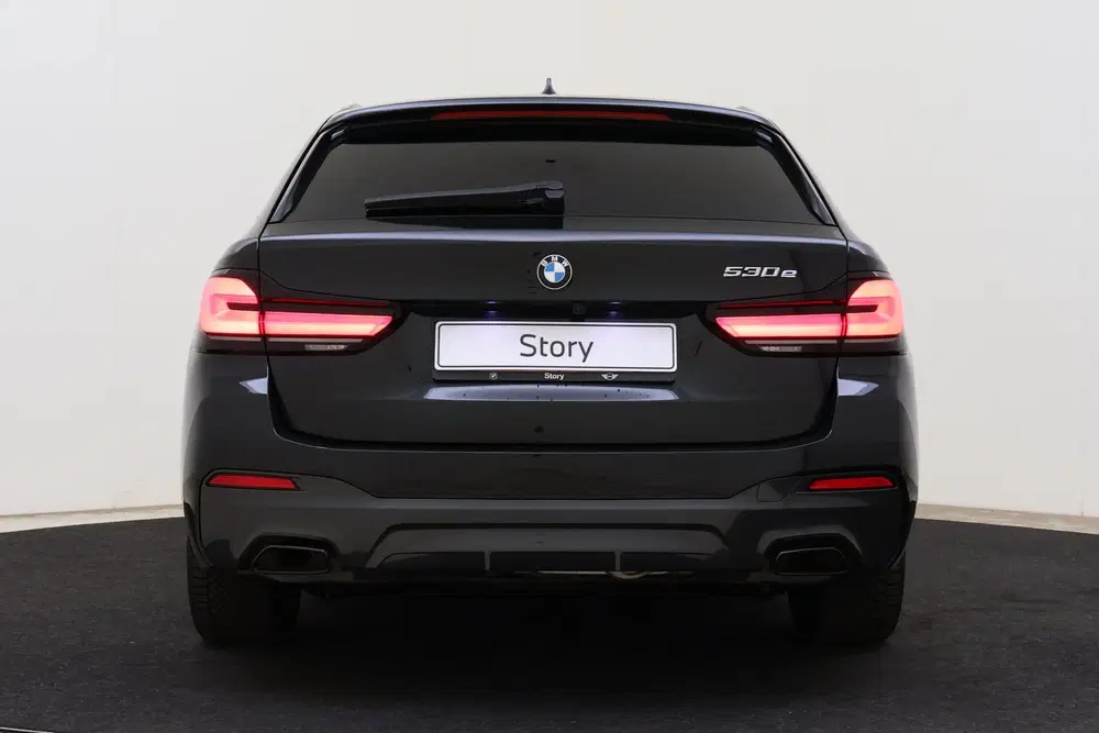 BMW 5-serie 530e M Sport Automaat uit 2021, foto 5