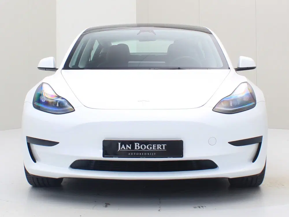 Tesla Model 3 Standard RWD Plus FACELIFT 94 uit 2022, foto 6