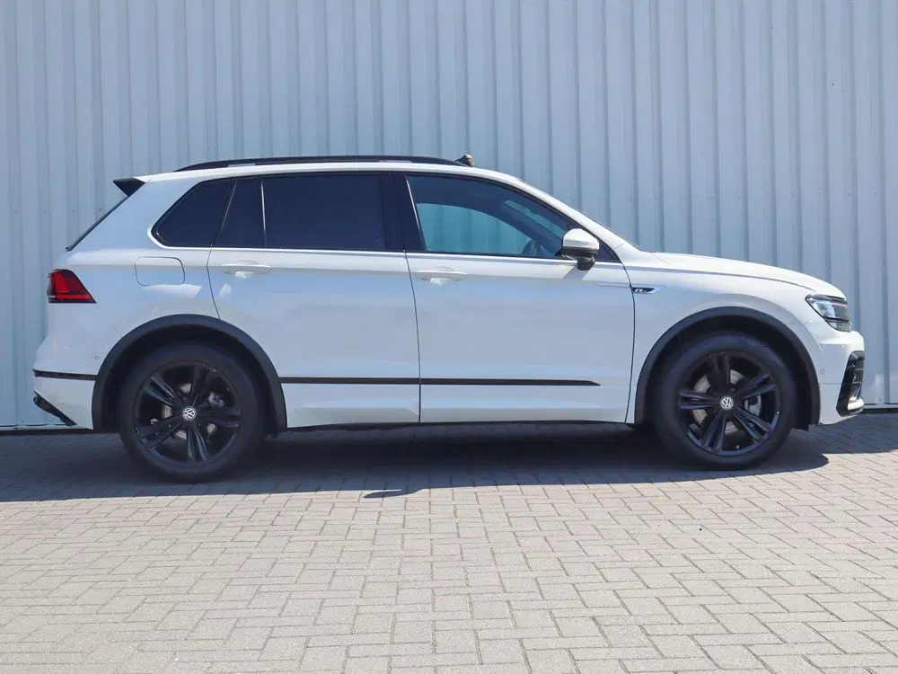 Volkswagen Tiguan 2.0 TSI 190pk DSG 4Motion Highline Busines uit 2019, foto 3