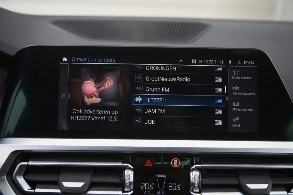 BMW 3-serie 330e M Sport uit 2022, foto 12