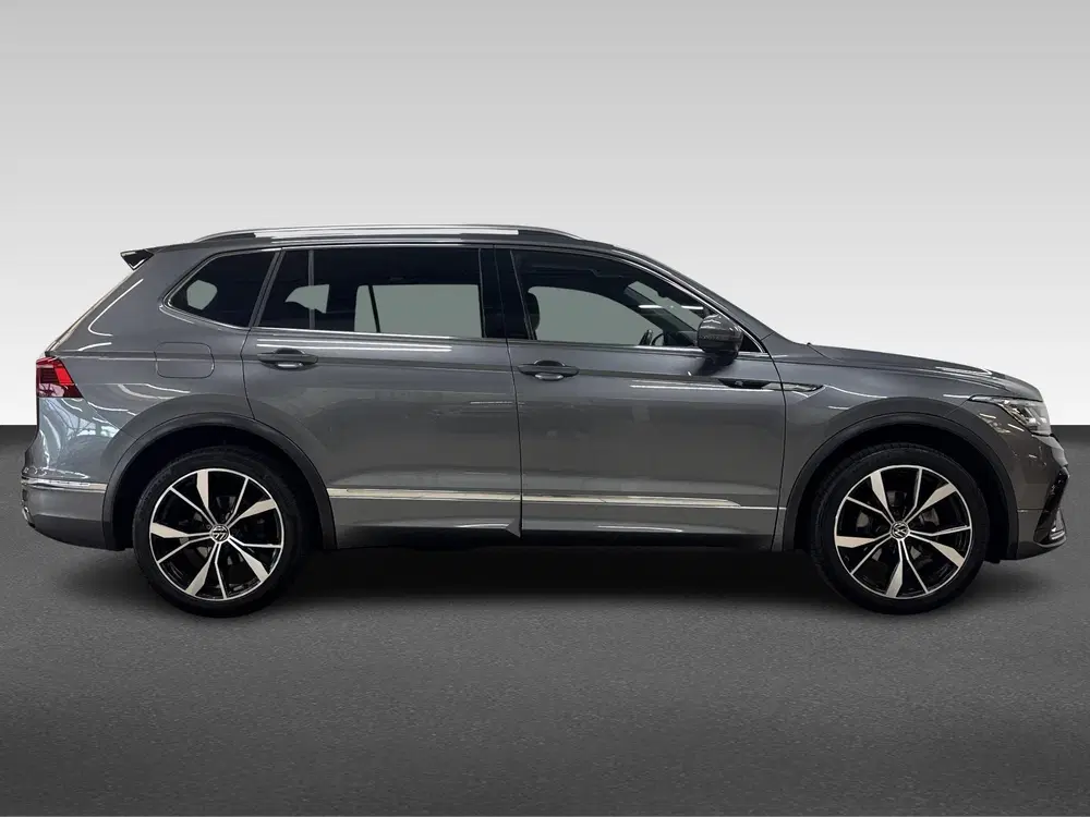 Volkswagen Tiguan Allspace 1.5 TSI R-Line uit 2023, foto 9