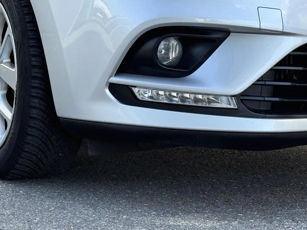 Renault Clio 0.9 TCe Limited uit 2020, foto 14