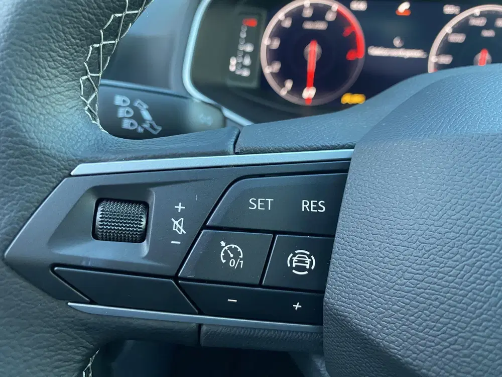 SEAT Ibiza 1.0 TSI Style Business Connect 95 PK uit 2024, foto 14