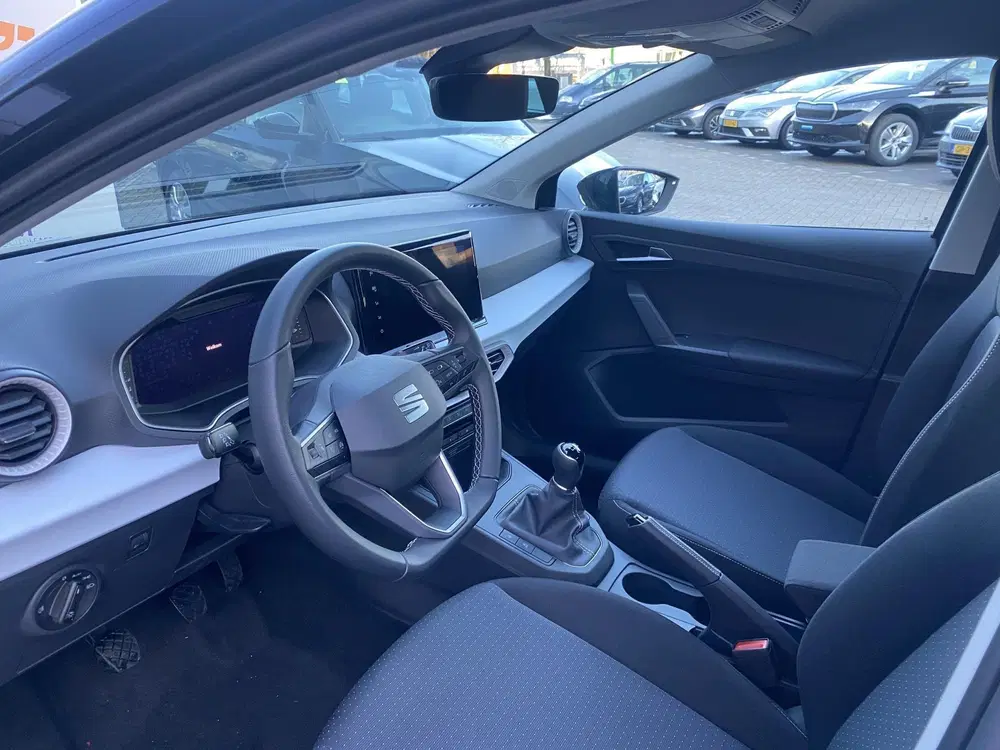 SEAT Ibiza 1.0 TSI Style Business Connect 95 PK uit 2024, foto 8