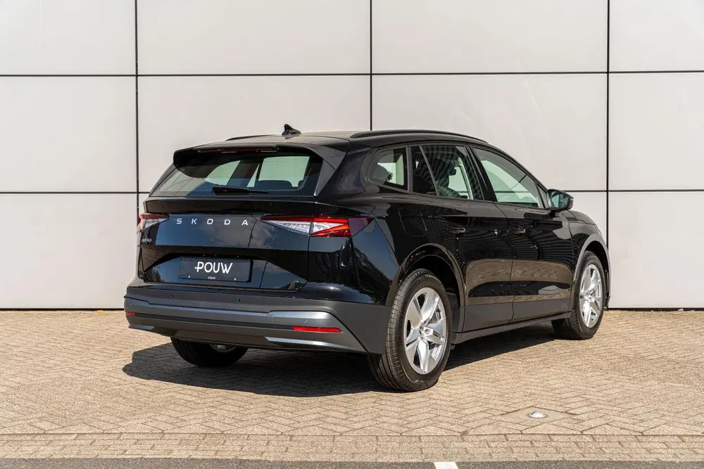 Skoda Enyaq 50 170pk Selection uit 2025, foto 2