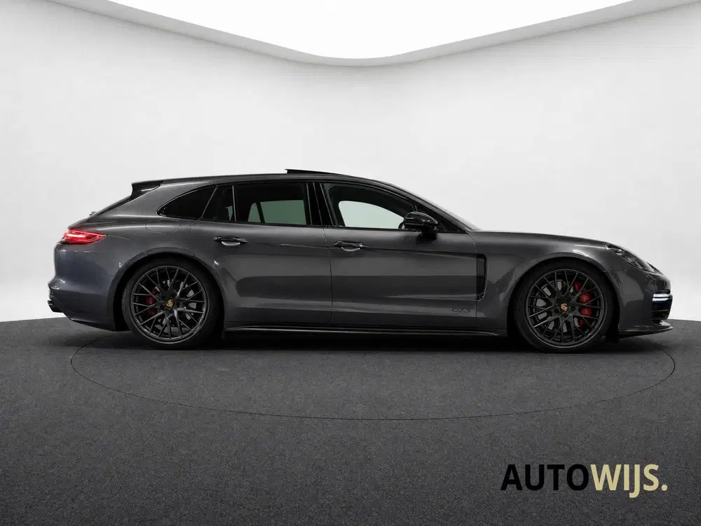 Porsche Panamera Sport Turismo 4.0 GTS uit 2019, foto 4