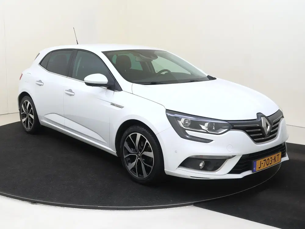 Renault Megane Mégane 1.3 TCe Bose uit 2020, foto 2