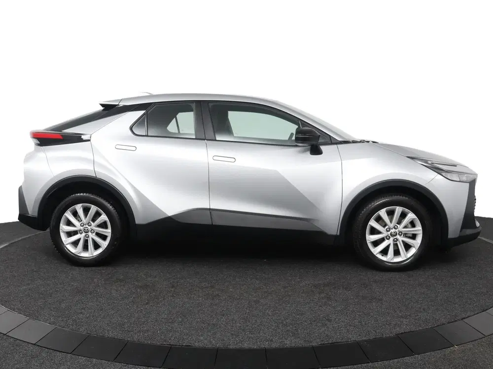 Toyota C-HR 1.8 Hybrid 140 Active uit 2024, foto 12