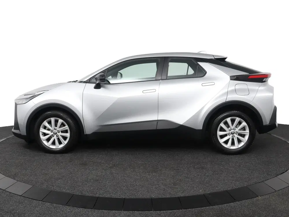 Toyota C-HR 1.8 Hybrid 140 Active uit 2024, foto 3