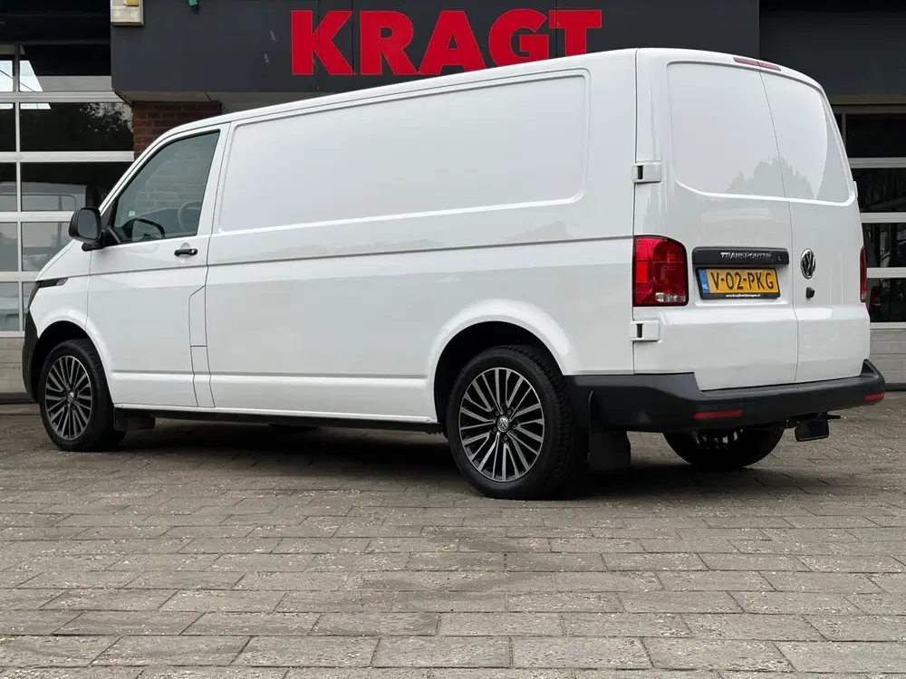 Volkswagen Transporter 2.0 TDI L2H1 150PK uit 2024, foto 4