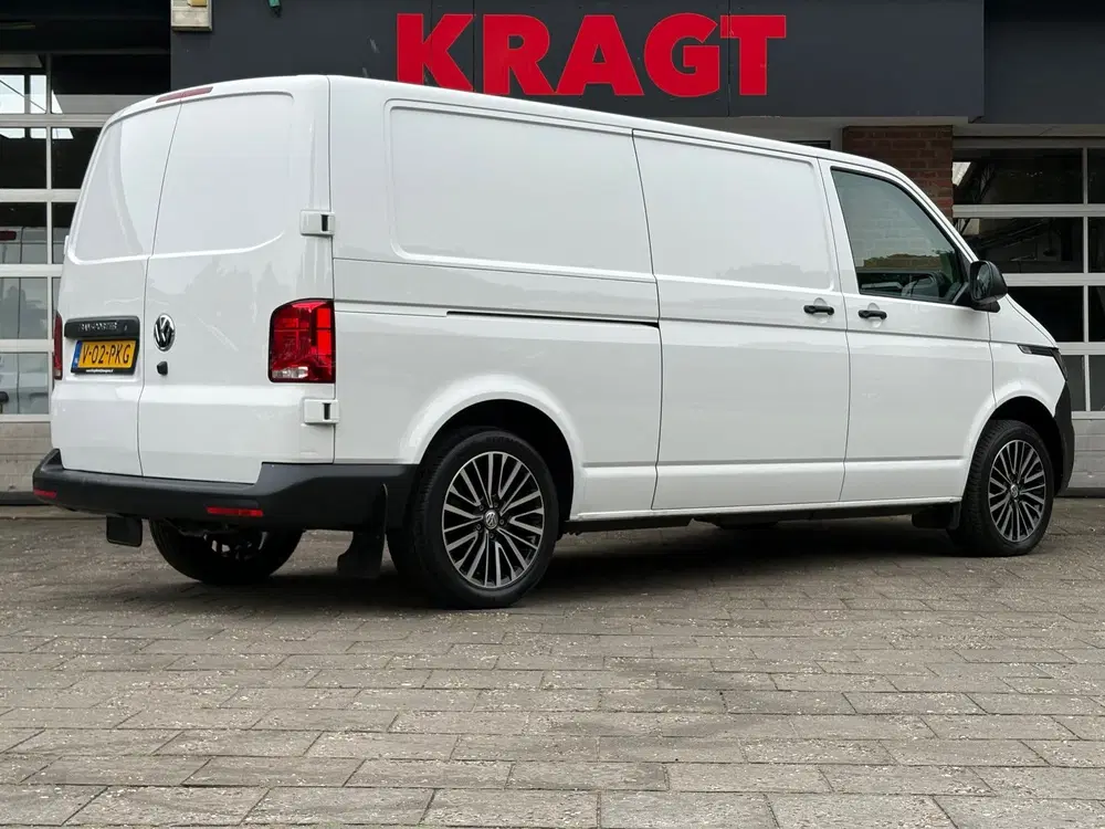 Volkswagen Transporter 2.0 TDI L2H1 150PK uit 2024, foto 5
