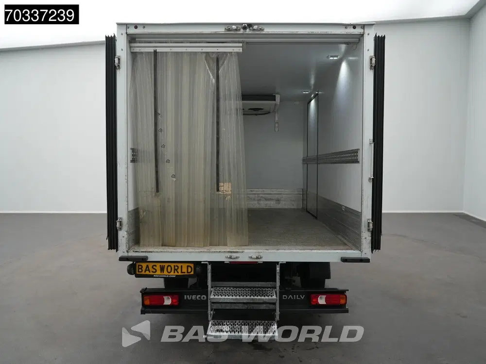 Iveco Daily Automaat Koel uit 2023, foto 8