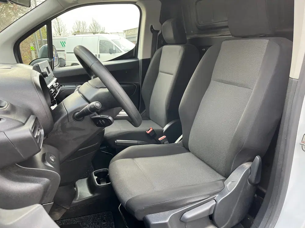 Toyota Proace City 1.5 D-4D Cool Comfort uit 2021, foto 12