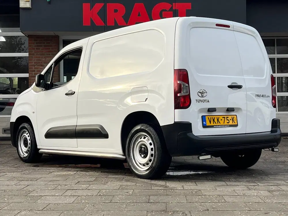 Toyota Proace City 1.5 D-4D Cool Comfort uit 2021, foto 3