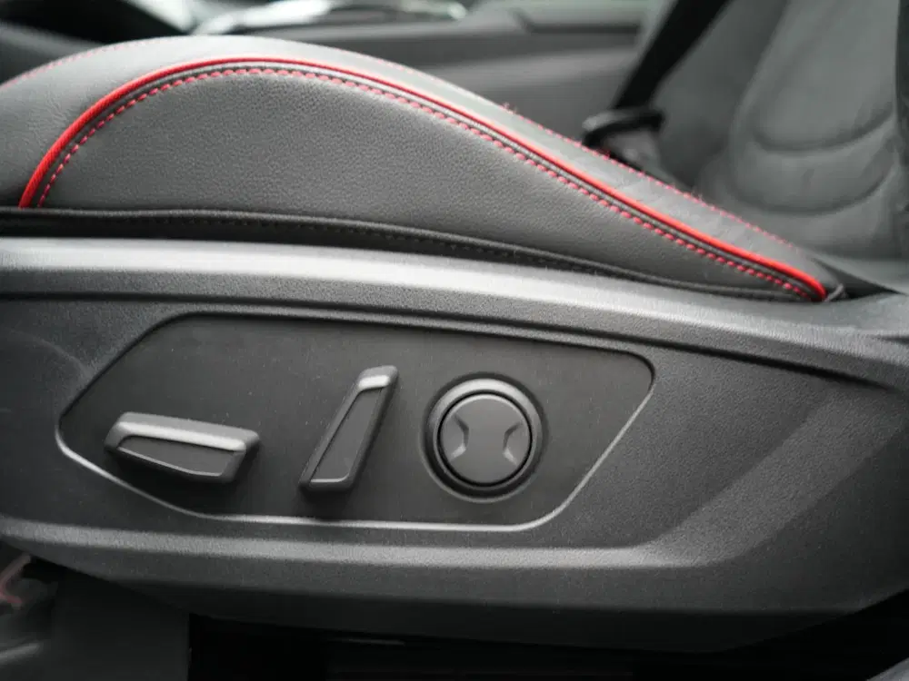 Hyundai TUCSON 1.6 T-GDI PHEV N Line Sky 4WD 265pk Dealer uit 2023, foto 9