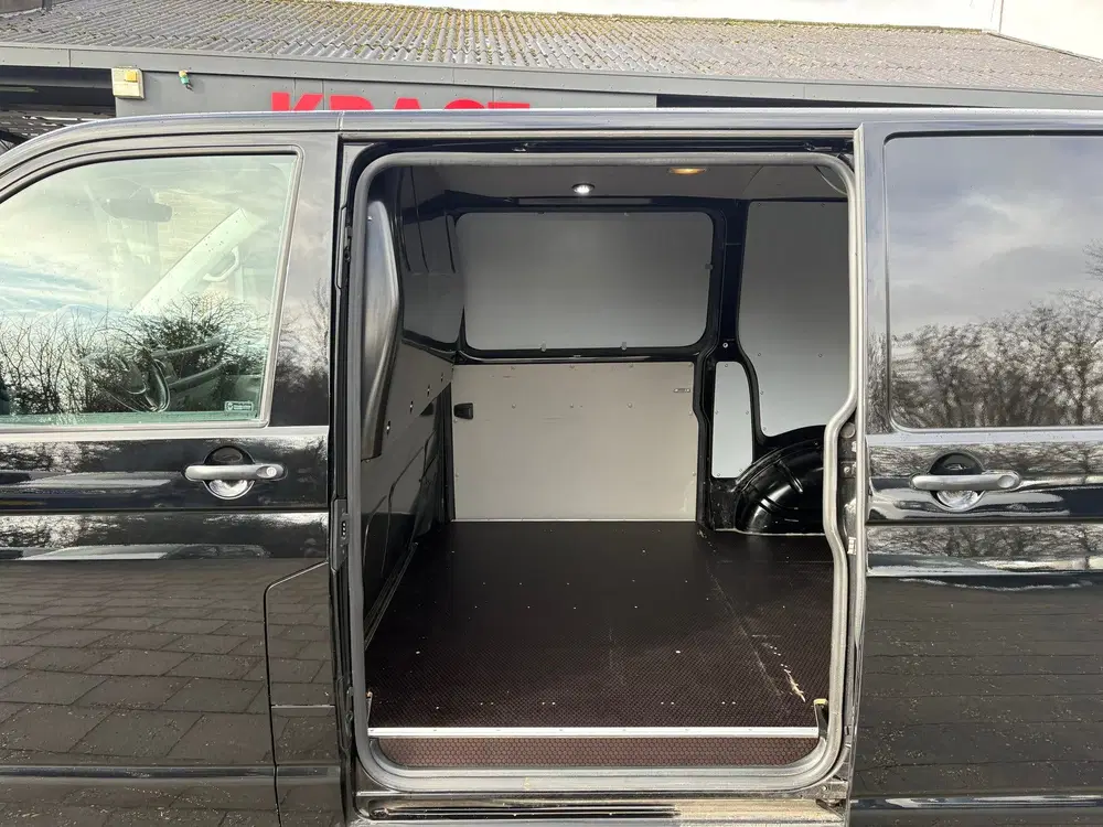 Volkswagen Transporter 2.0 TDI L1H1 Highline 150 PK uit 2019, foto 11