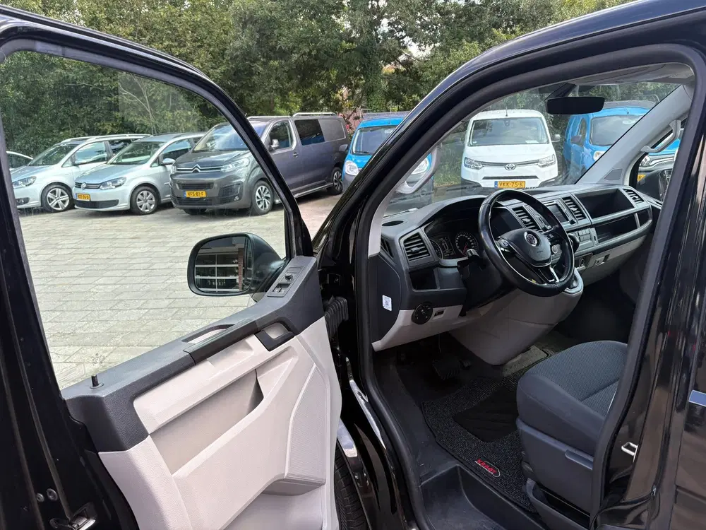 Volkswagen Transporter 2.0 TDI L1H1 Highline 150 PK uit 2019, foto 13